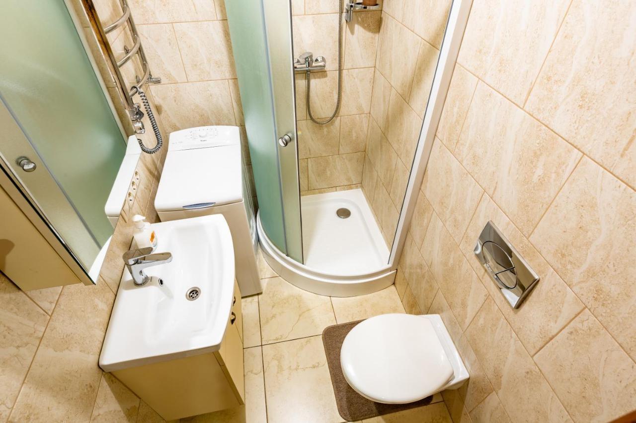 13 Franka Apartment 1 Lviv Extérieur photo